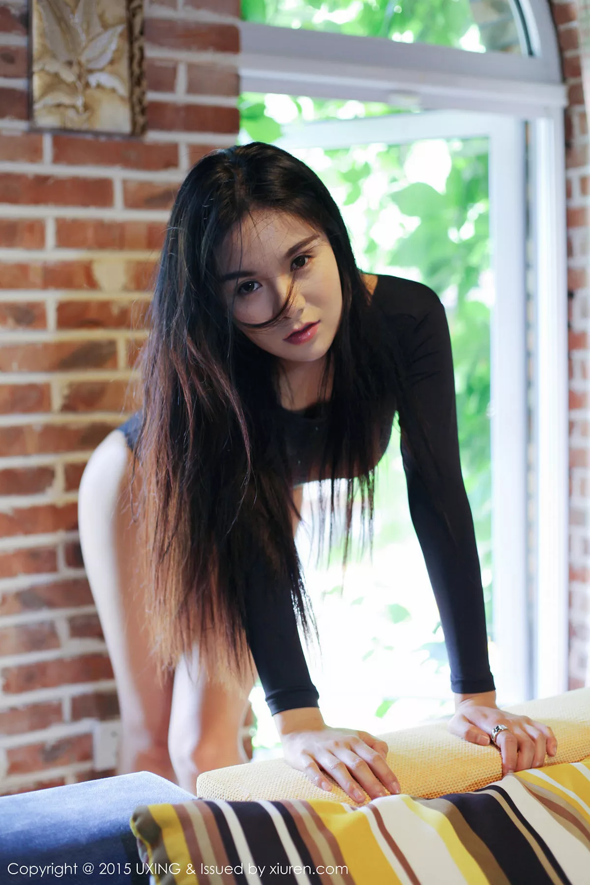 秀人集.com_[UXING优星馆]Vol.015_嫩模王欣然牛仔裤加白衬衫秀完美身材清爽迷人写真55P