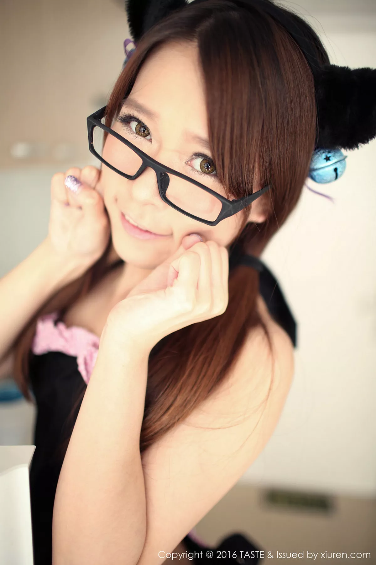 秀人集.com_[Taste顽味生活]Vol.005_嫩模Carol酱性感兔女郎黑色女仆装居家写真61P