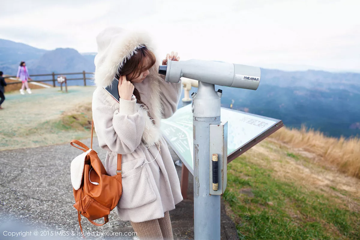 秀人集.com_[IMISS爱蜜社]Vol.010_90后绝美showgirl陈潇户外清爽迷人写真71P