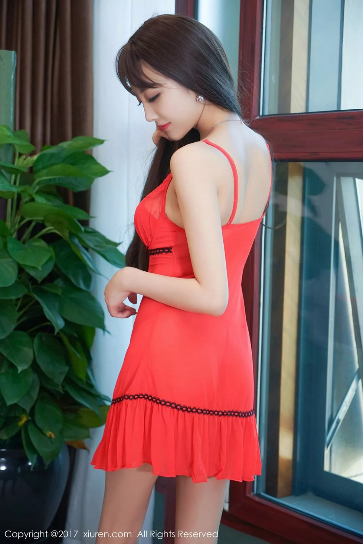 秀人集.com_[XiuRen秀人网]No.699_女神杨晨晨sugar粉红睡裙秀牛奶般雪嫩肌肤完美身材写真63P