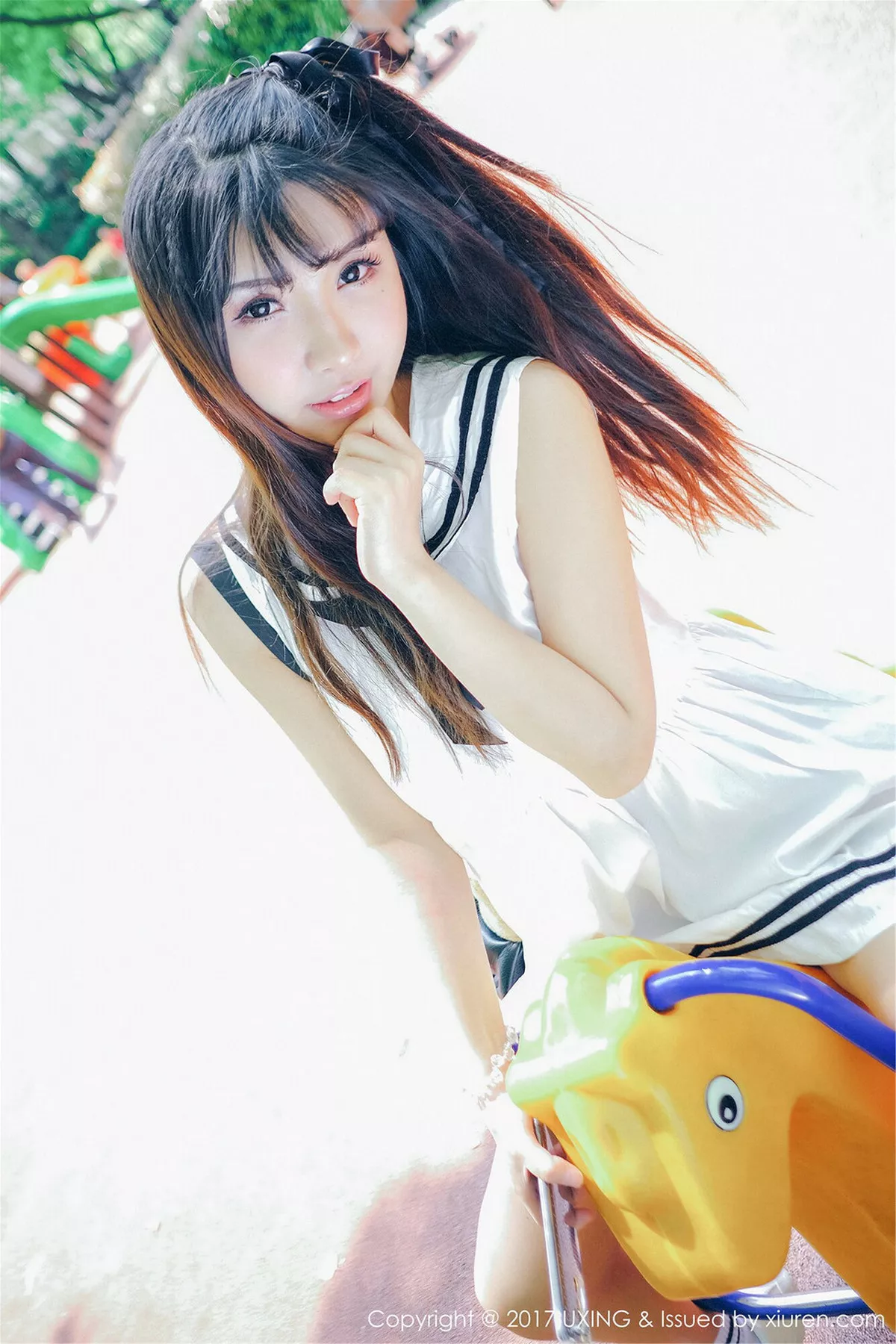 秀人集.com_[UXING优星馆]Vol.050_巨乳萝莉晓茜sunny学生装+私房内衣秀完美身材性感写真47P