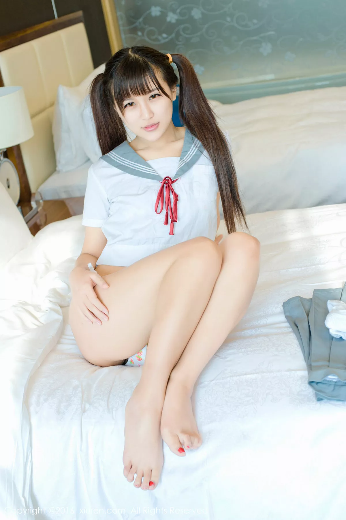 秀人集.com_[XiuRen秀人网]No.672_嫩模熙熙熙熙恩居家学生装丝袜秀完美身材翘臀诱惑写真66P