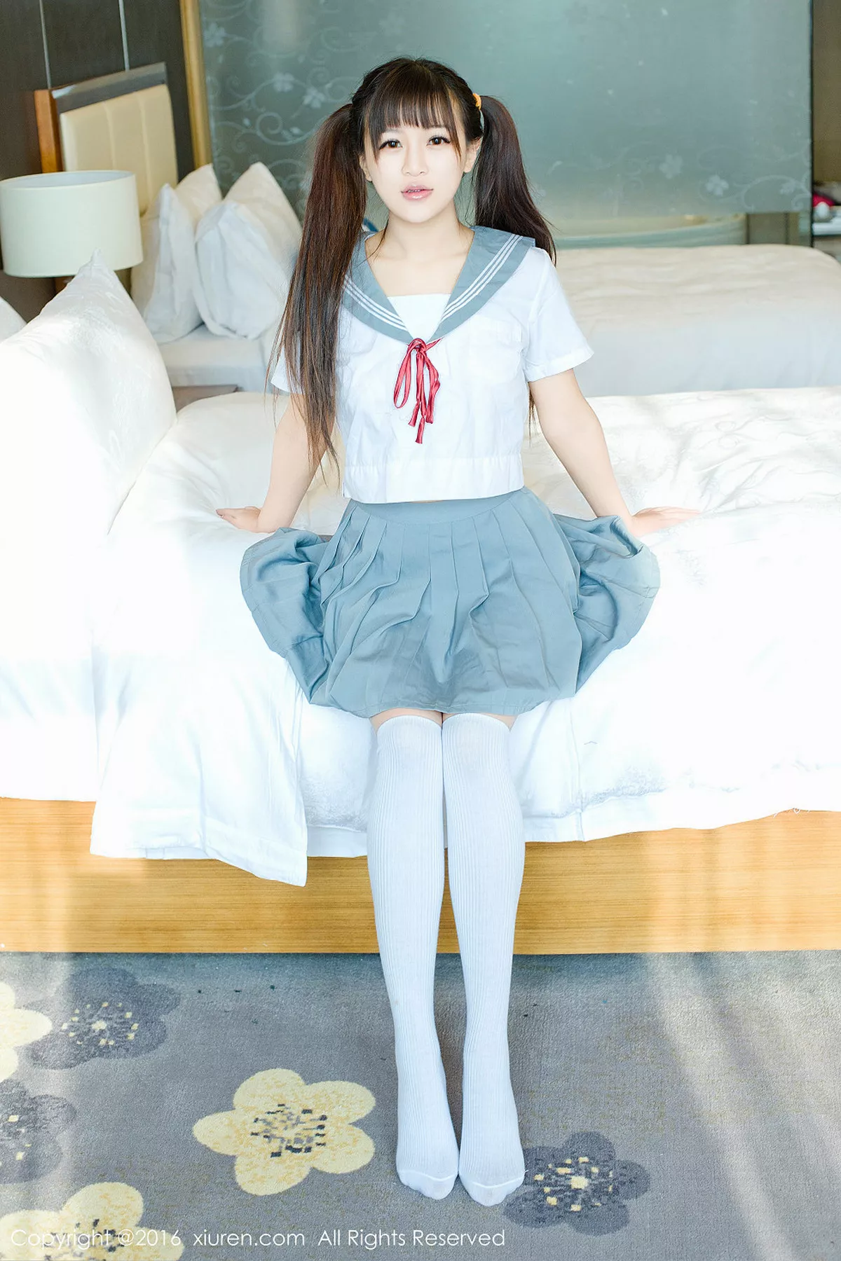 秀人集.com_[XiuRen秀人网]No.672_嫩模熙熙熙熙恩居家学生装丝袜秀完美身材翘臀诱惑写真66P