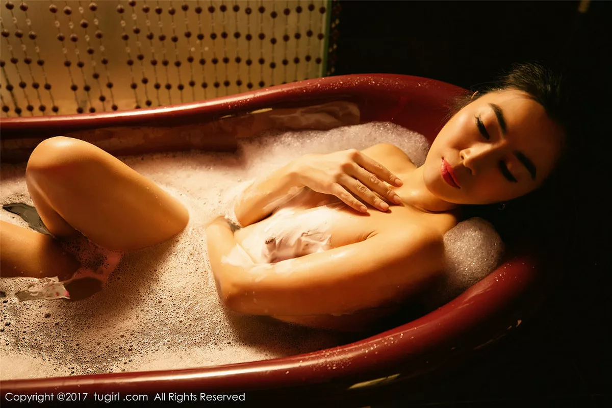 秀人集.com_[XiuRen秀人网]No.719_新人嫩模语溪大尺度浴缸里全裸人体艺术火辣身材诱惑写真54P