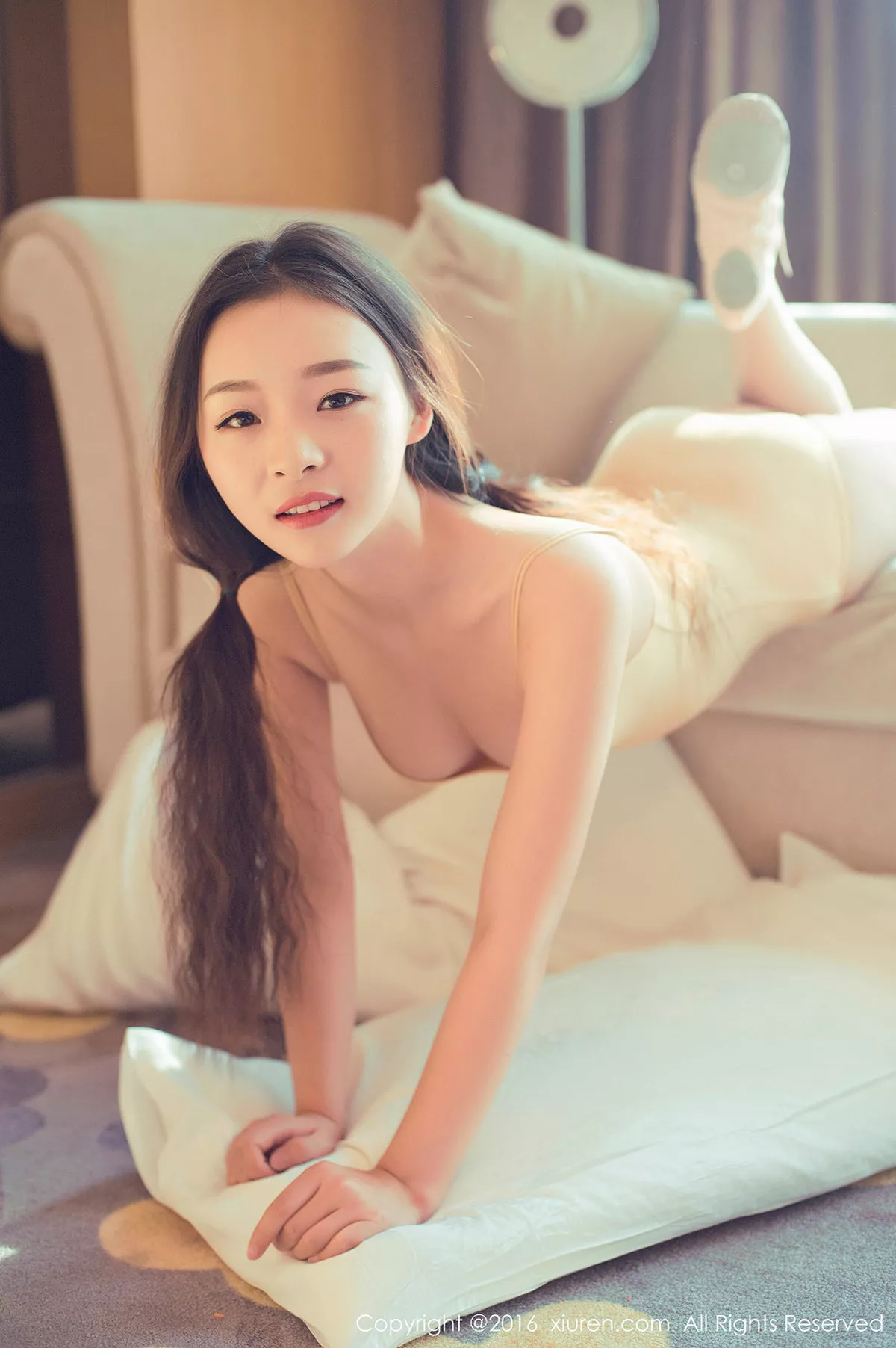 秀人集.com_[XiuRen秀人网]No.648_嫩模尤Una娜居家私房性感肉色连体体操服撩人姿势极致诱惑写真70P