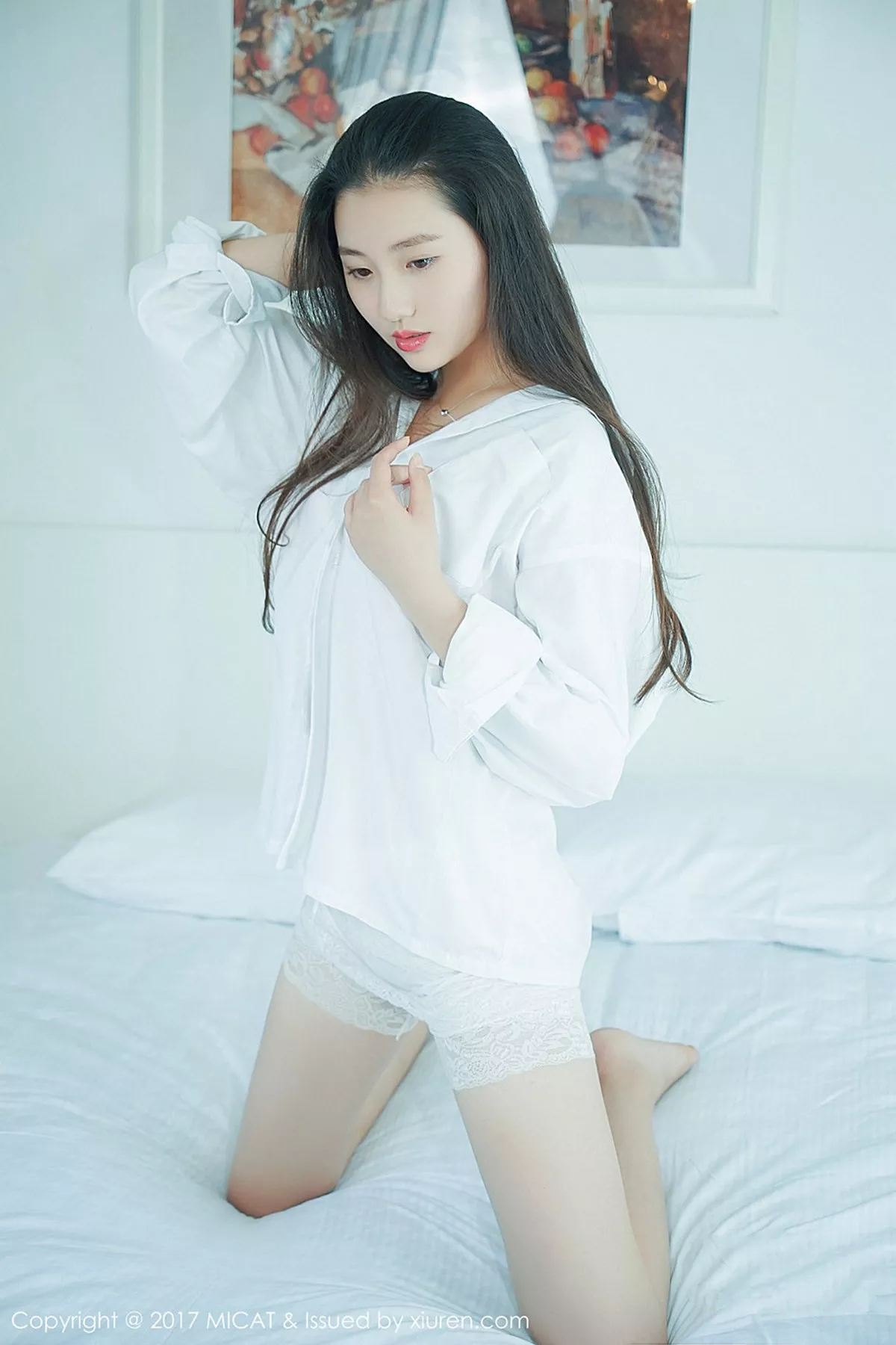 秀人集.com_[MICAT猫萌榜]Vol.004_嫩模画画sugar居家纯白衬衣白色蕾丝内裤秀白嫩肌肤写真50P