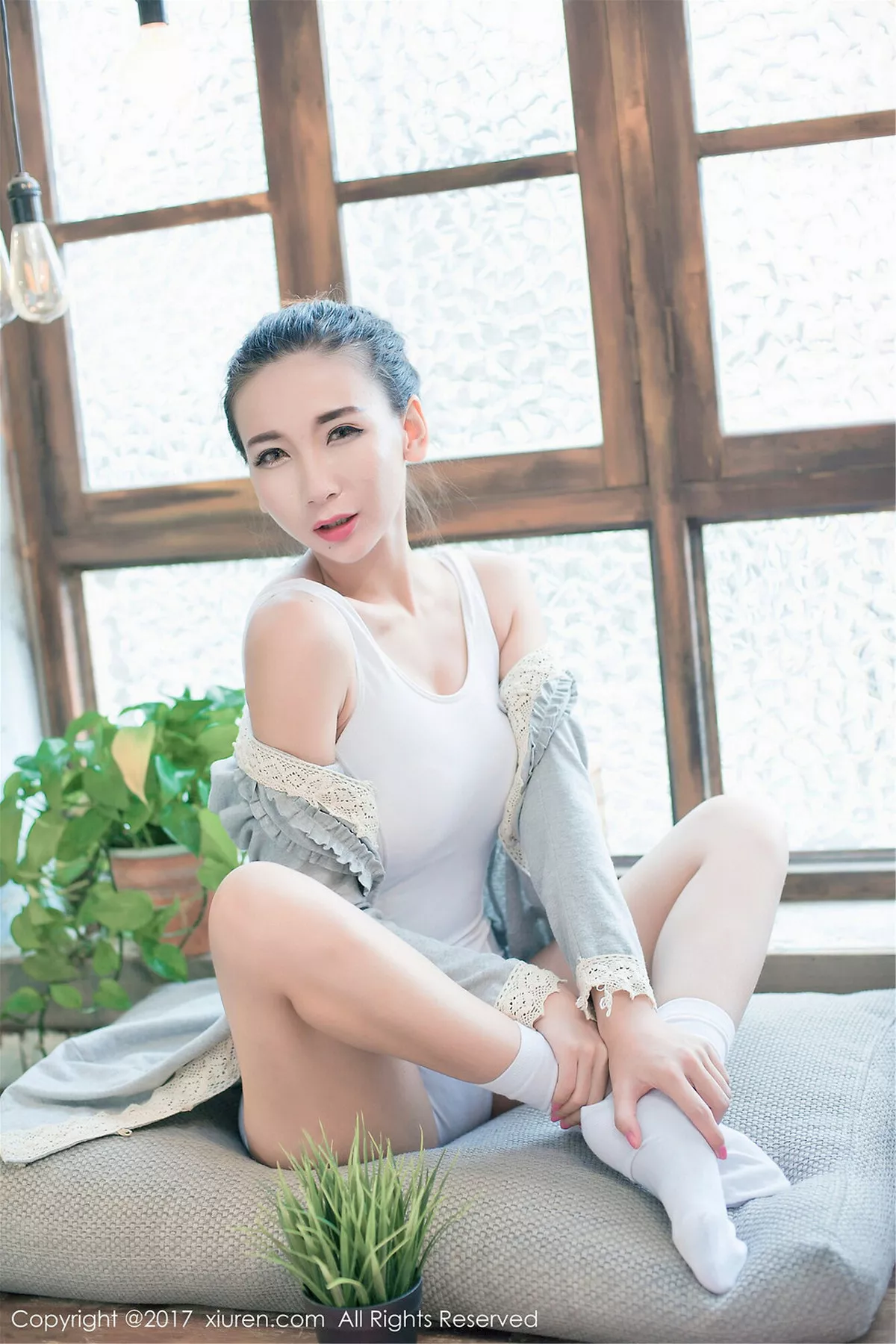 秀人集.com_[XiuRen秀人网]No.759_嫩模赵颖白色高叉连体内衣+浴缸里性感女仆装完美诱惑写真65P