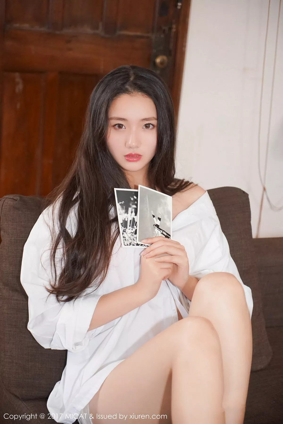 秀人集.com_[MICAT猫萌榜]Vol.004_嫩模画画sugar居家纯白衬衣白色蕾丝内裤秀白嫩肌肤写真50P