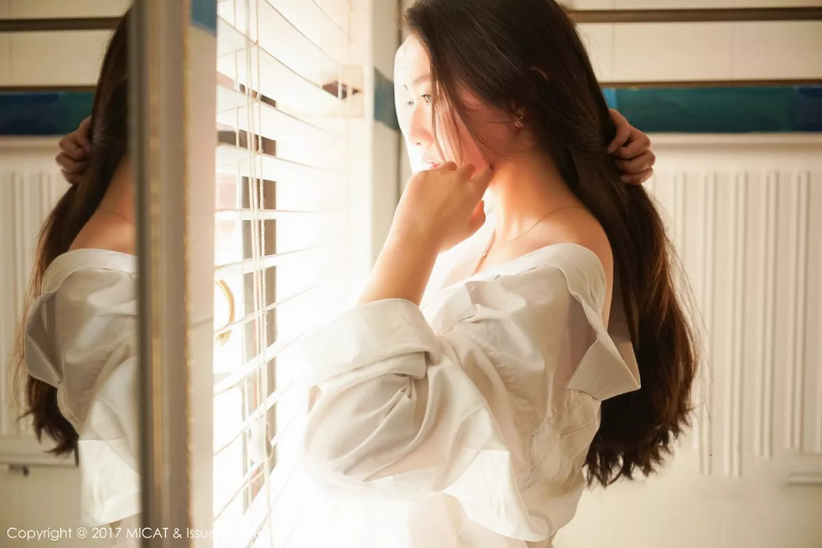 秀人集.com_[MICAT猫萌榜]Vol.004_嫩模画画sugar居家纯白衬衣白色蕾丝内裤秀白嫩肌肤写真50P