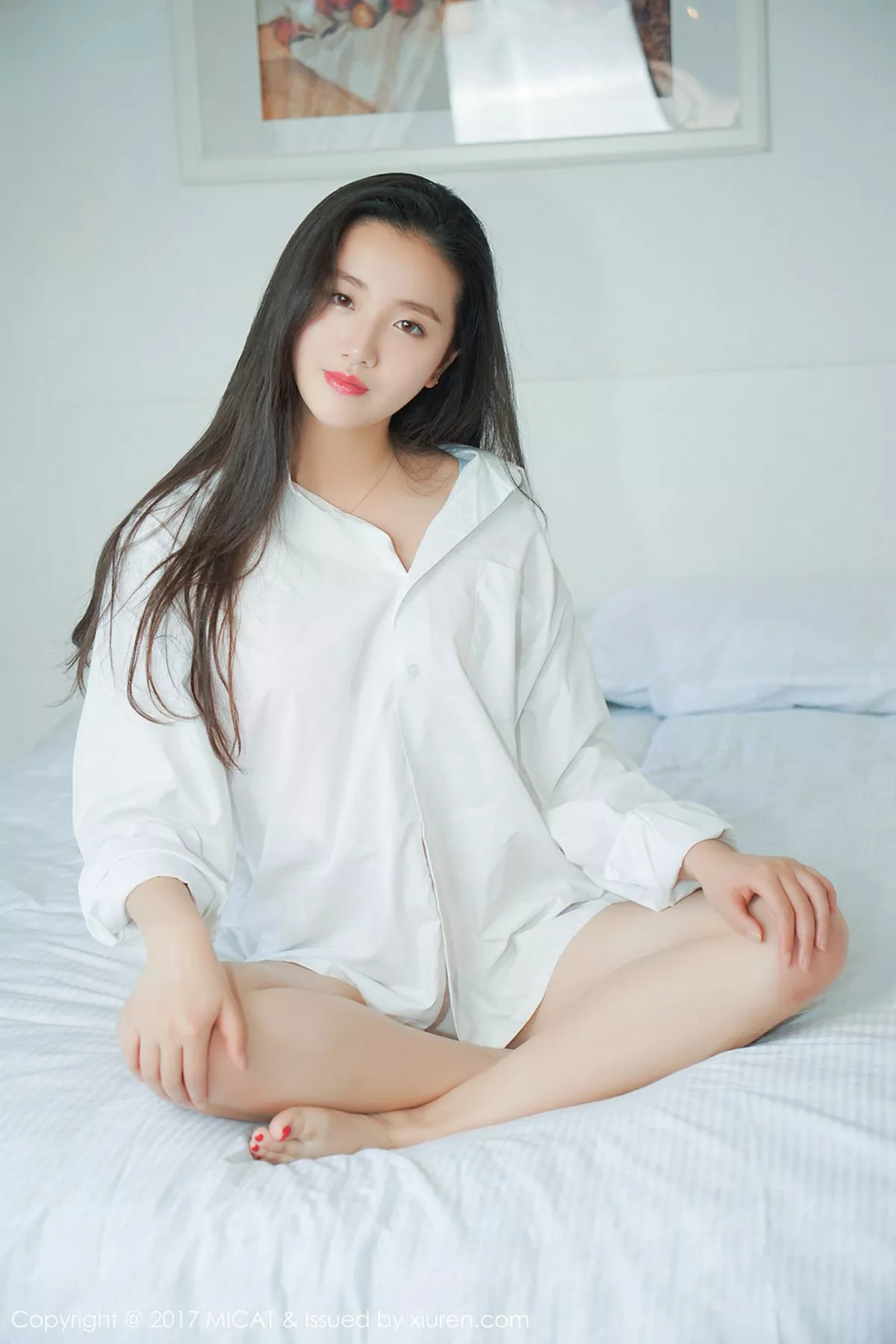 秀人集.com_[MICAT猫萌榜]Vol.004_嫩模画画sugar居家纯白衬衣白色蕾丝内裤秀白嫩肌肤写真50P