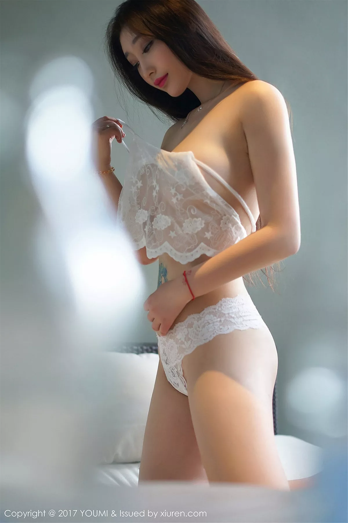 秀人集.com_[YouMi尤蜜荟]Vol.056_嫩模妲己_Toxic普吉岛旅拍白色蕾丝内衣秀美乳诱惑写真50P