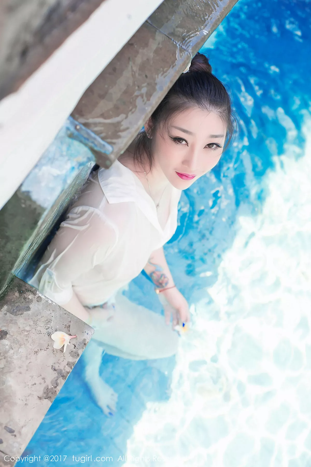 秀人集.com_[XiuRen秀人网]No.781_嫩模妲己_Toxic室外浴缸里全裸泡泡浴大尺度爆乳诱惑写真56P