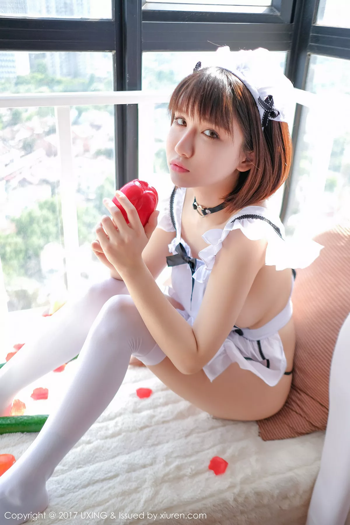 秀人集.com_[UXING优星馆]Vol.058_嫩模K8傲娇萌萌居家女仆装侧露美乳黄瓜主题撩人诱惑写真40P