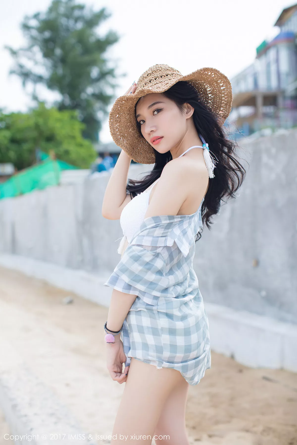 秀人集.com_[IMISS爱蜜社]Vol.182_嫩模小狐狸Sica七夕情人节福利海边沙滩性感比基尼写真45P