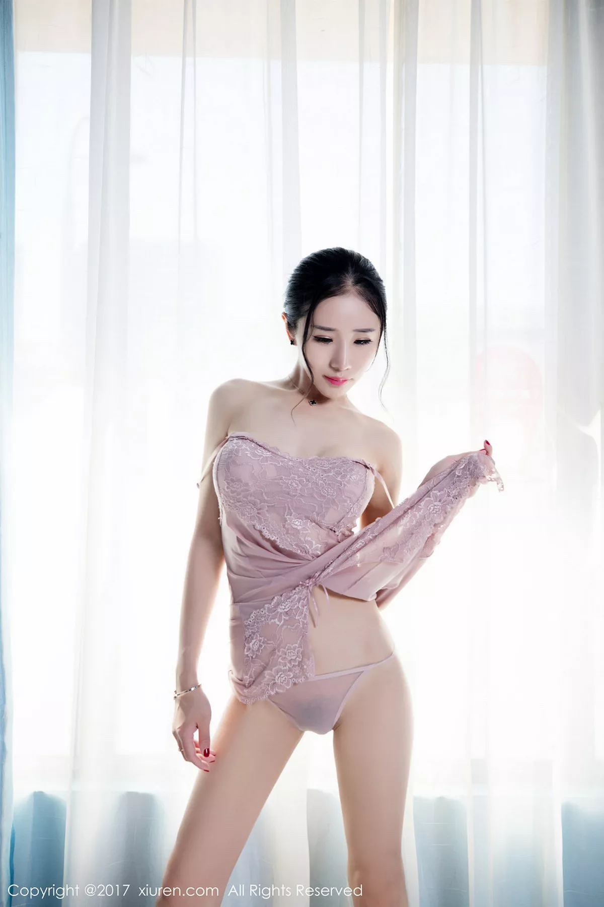 秀人集.com_[XiuRen秀人网]No.806_嫩模馨怡粉色薄纱睡裙真空隐现豪乳大尺度撩人诱惑写真50P