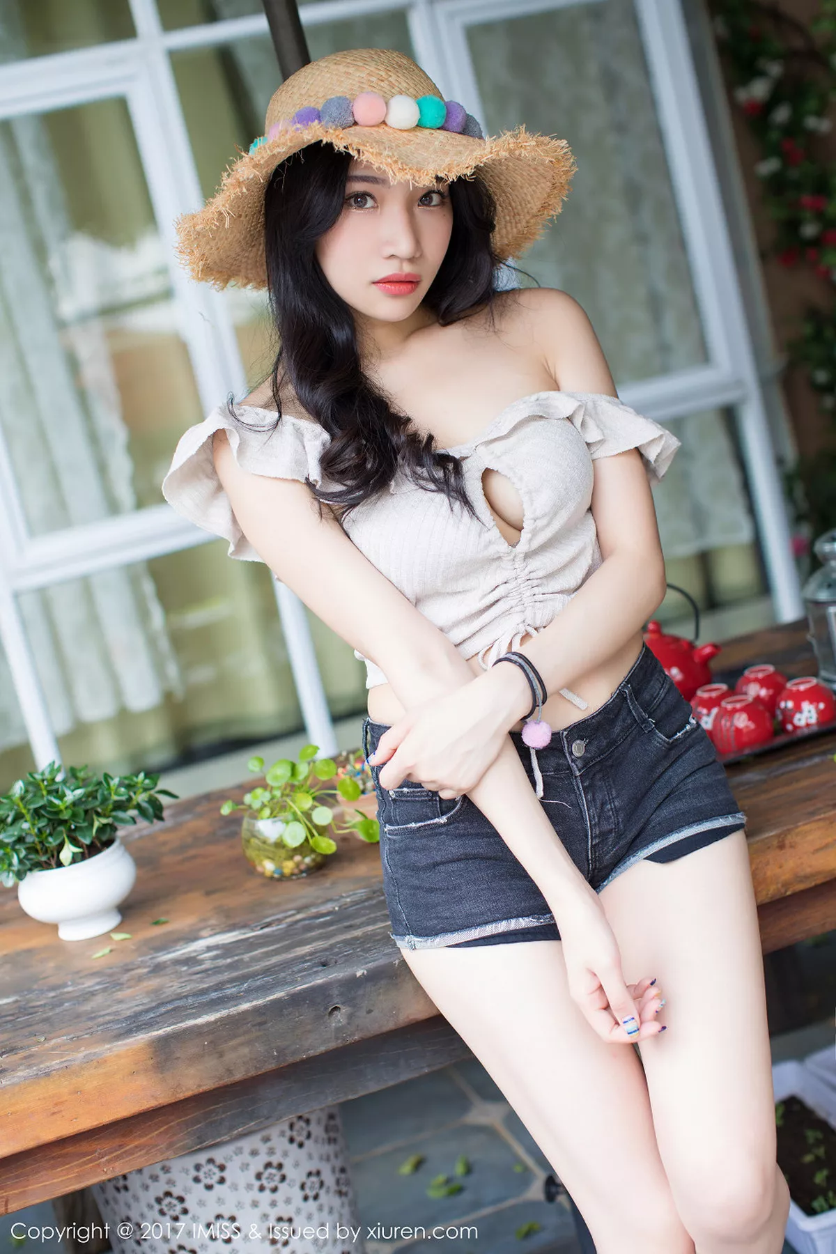 秀人集.com_[IMISS爱蜜社]Vol.182_嫩模小狐狸Sica七夕情人节福利海边沙滩性感比基尼写真45P