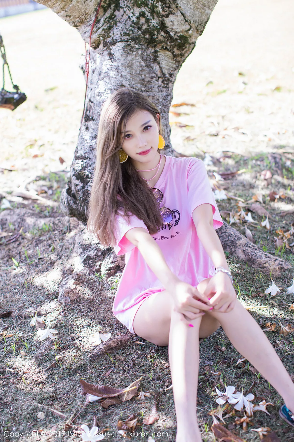 秀人集.com_[IMISS爱蜜社]Vol.192_甜美女神杨晨晨sugar塞班旅拍性感内衣粉红内裤秀完美身材写真36P