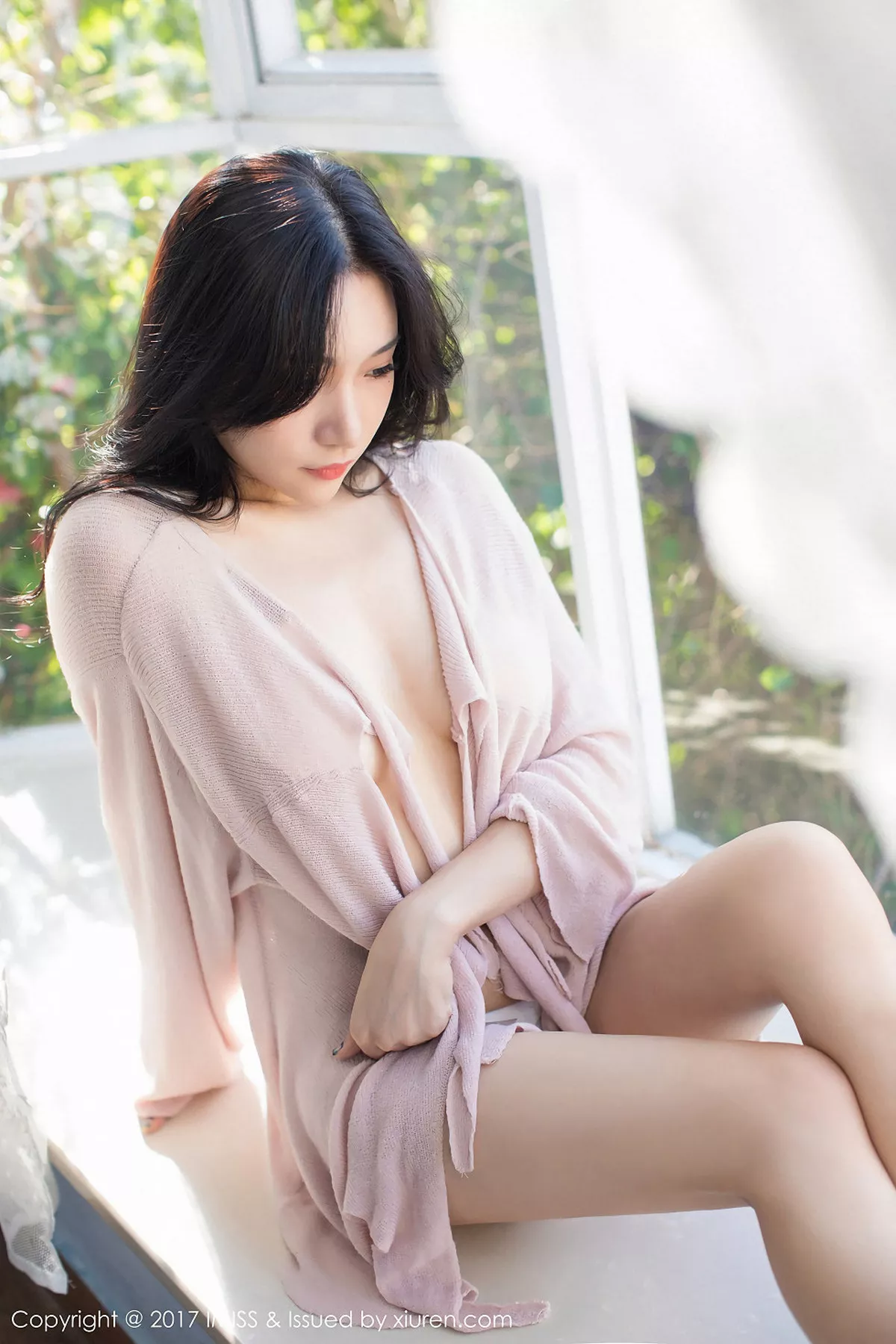 秀人集.com_[IMISS爱蜜社]Vol.197_嫩模小狐狸Sica私房粉色系吊带睡裙加粉色睡衣销魂诱惑写真43P