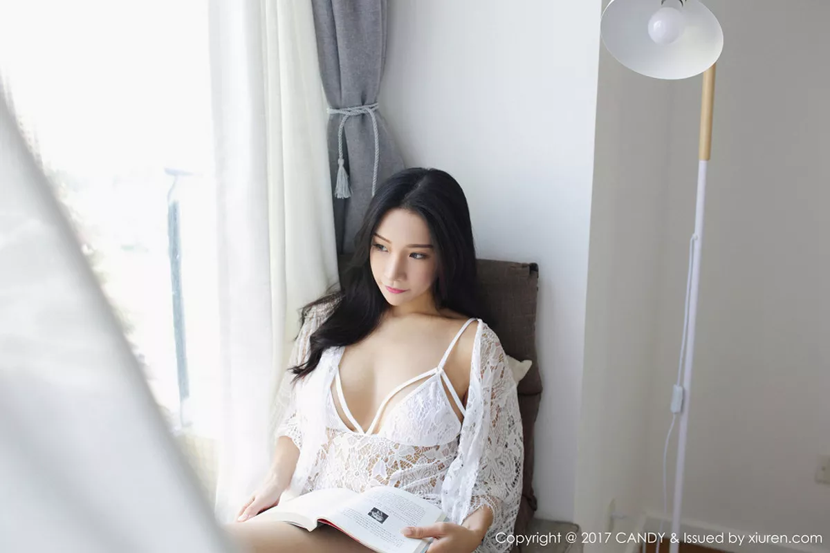 秀人集.com_[Candy糖果画报]Vol.045_嫩模小狐狸Sica私房白色半透内衣+黑色蕾丝情趣诱惑写真63P