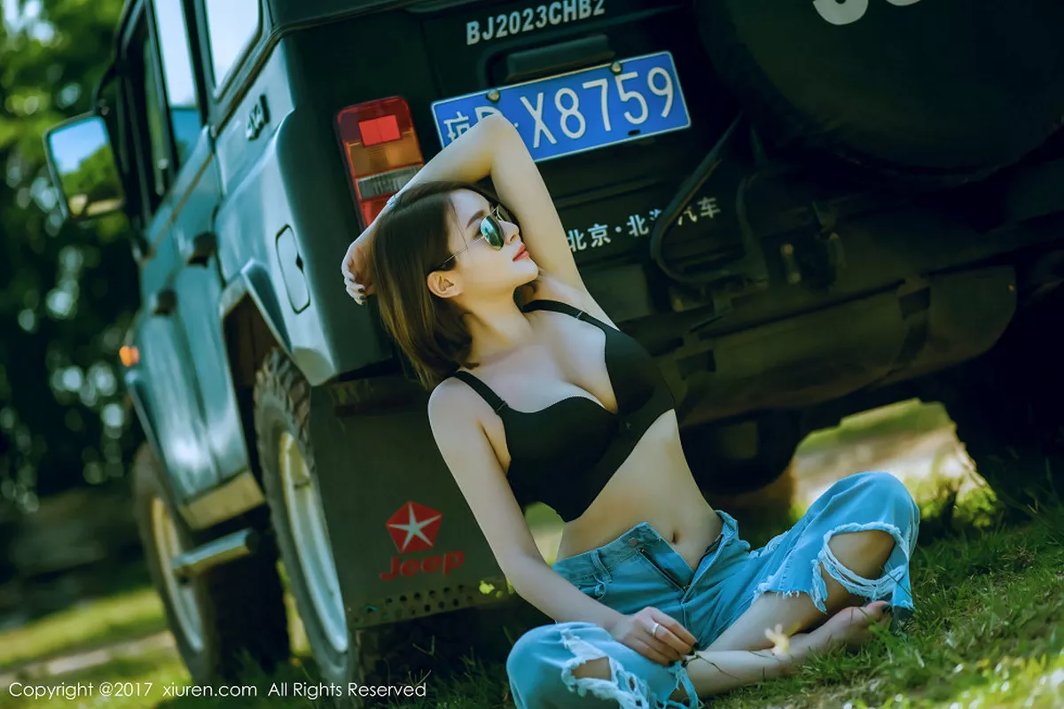 秀人集.com_[XiuRen秀人网]No.858_嫩模廿十海南三亚旅拍蓝天白云海边性感比基尼写真45P