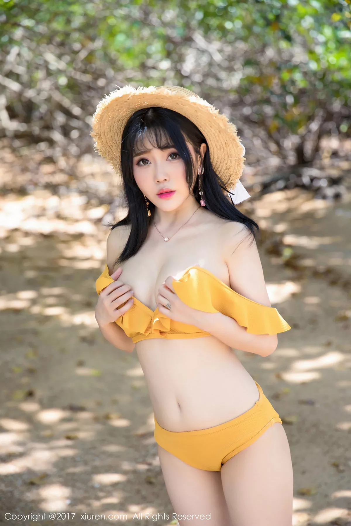 秀人集.com_[XiuRen秀人网]No.855_嫩模兜豆靓Youlina甲米旅拍户外比基尼+薄纱湿身诱惑写真48P