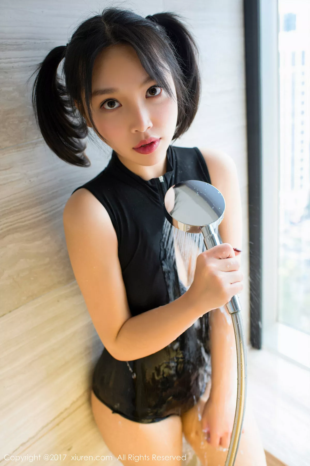 秀人集.com_[XiuRen秀人网]No.861_巨乳嫩模小纯子三点式比基尼+连体黑色死库水完美诱惑写真51P