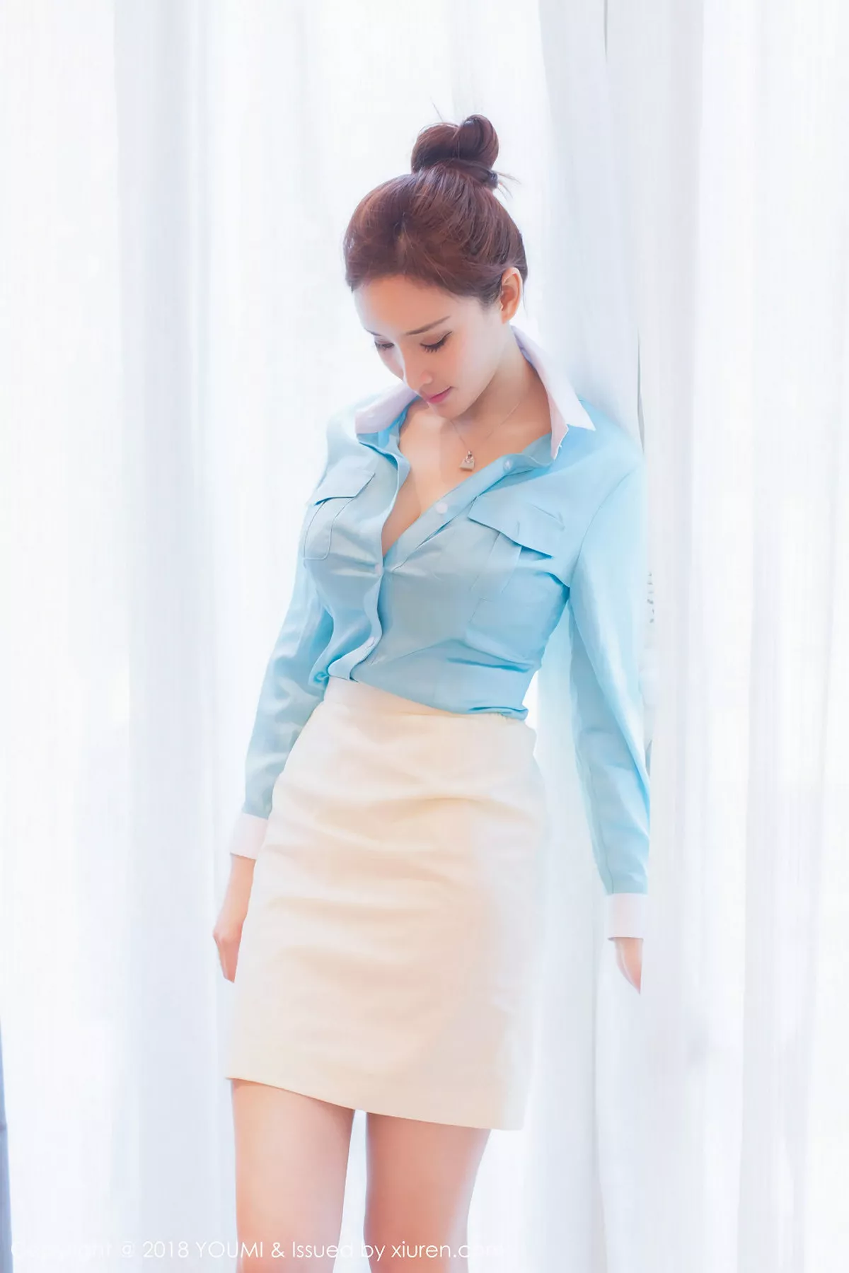 秀人集.com_[YouMi尤蜜荟]Vol.112_嫩模土肥圆矮挫穷粉色透视连体裙真空秀豪乳翘臀诱惑写真50P