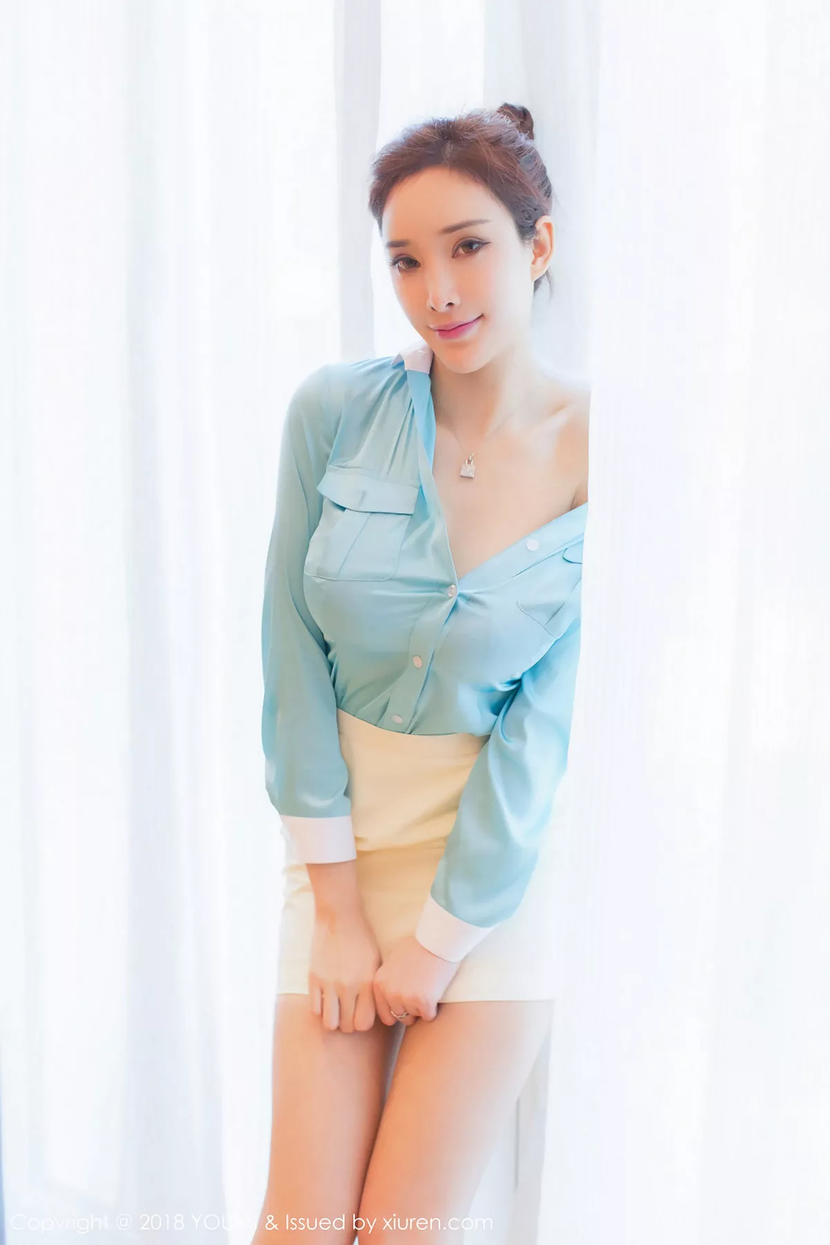 秀人集.com_[YouMi尤蜜荟]Vol.112_嫩模土肥圆矮挫穷粉色透视连体裙真空秀豪乳翘臀诱惑写真50P