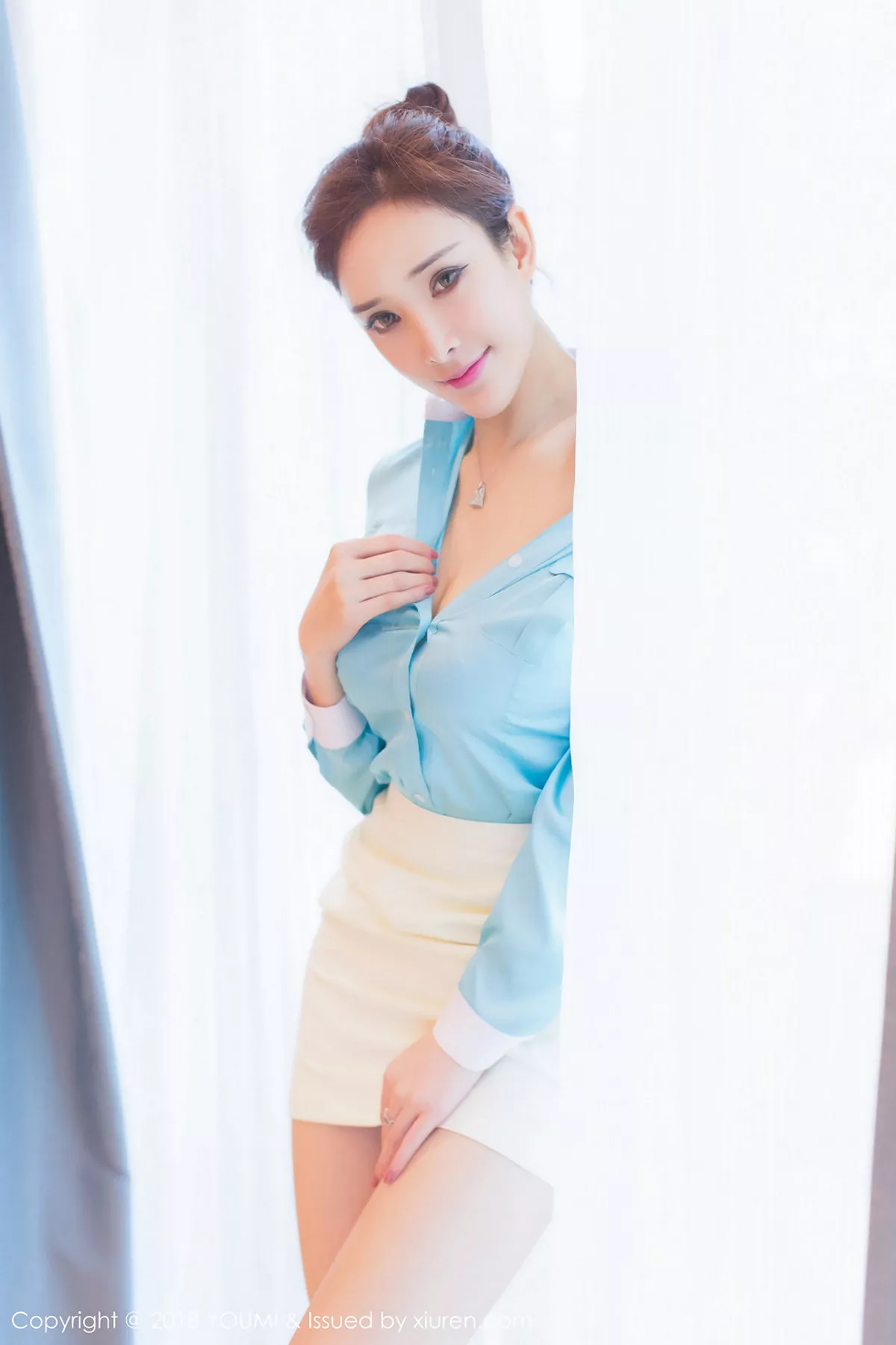 秀人集.com_[YouMi尤蜜荟]Vol.112_嫩模土肥圆矮挫穷粉色透视连体裙真空秀豪乳翘臀诱惑写真50P