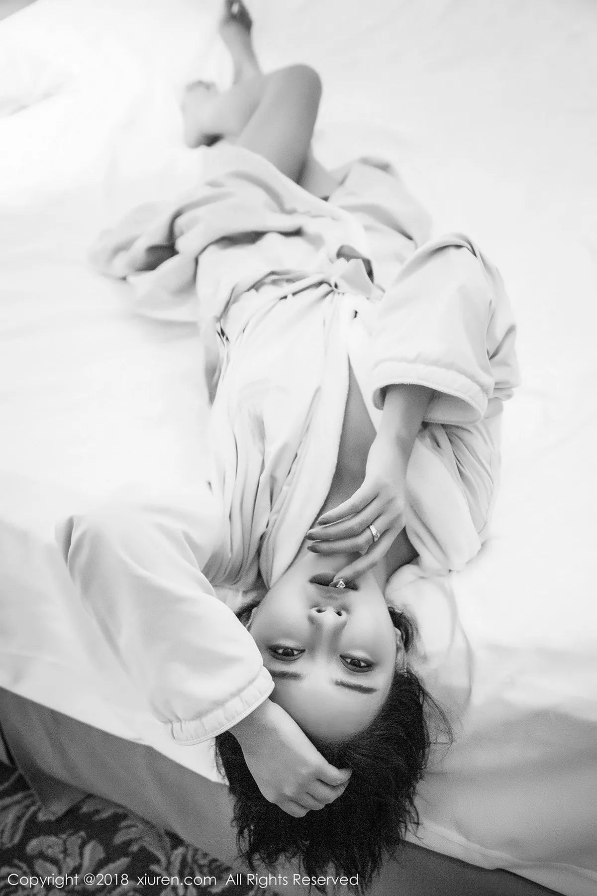 秀人集.com_[XiuRen秀人网]No.935_嫩模廿十居家私房红色塑身内衣秀完美身材白嫩肌肤性感写真58P