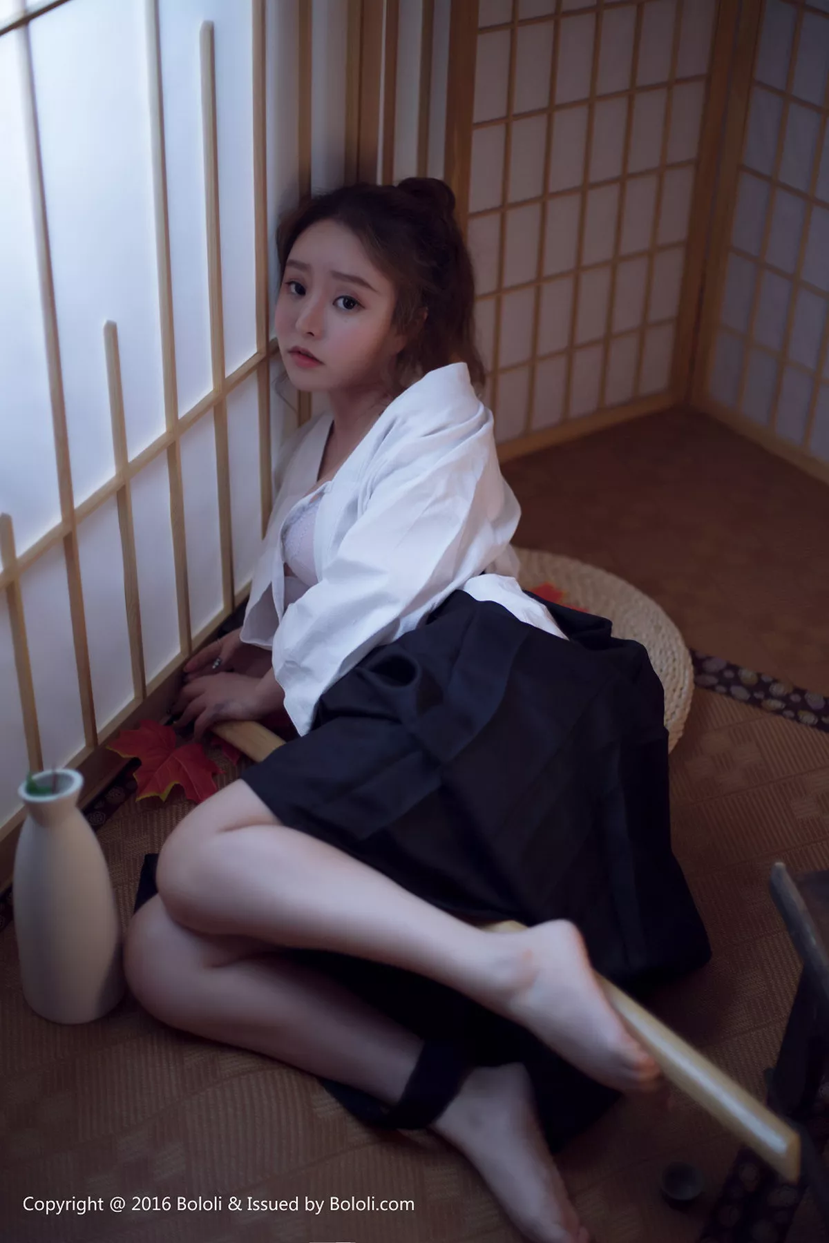 秀人集.com_[Tukmo兔几盟]Vol.111_嫩模柳侑绮化身剑道美少女性感白色内衣爆乳诱惑写真25P