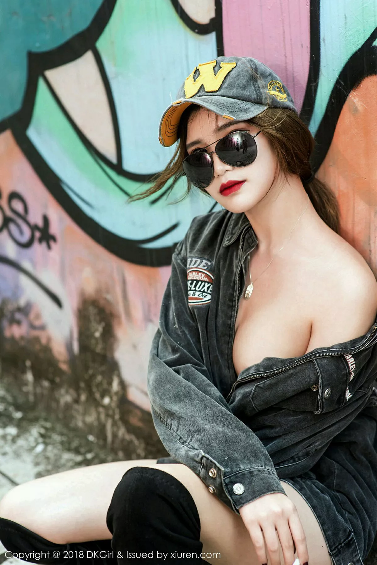 秀人集.com_[DKGirl御女郎]Vol.062_嫩模Ting婷婷居家白色蕾丝薄纱全脱秀豪乳双手遮点诱惑写真53P