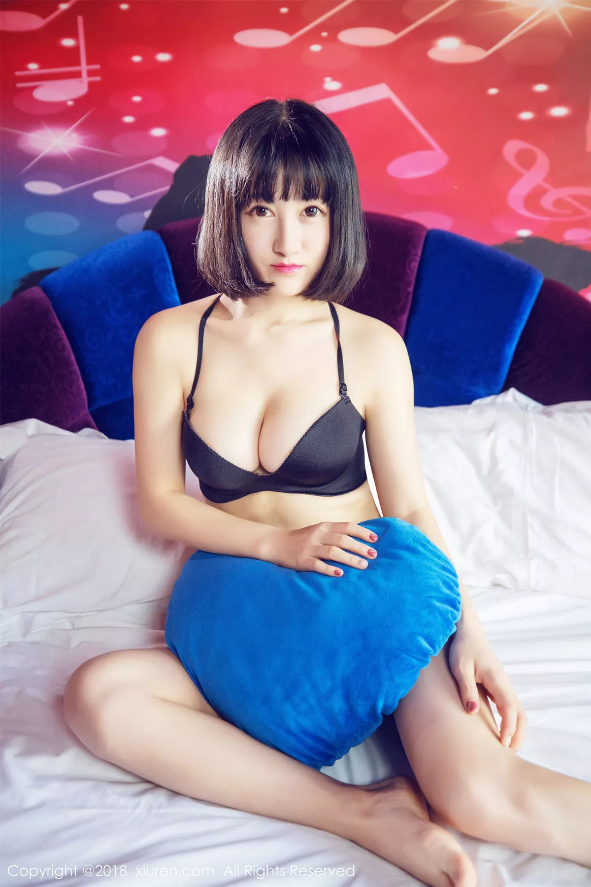 秀人集.com_[XiuRen秀人网]No.933_嫩模小探戈私房白色蕾丝内裤全裸上身傲人美乳极致诱惑写真67P