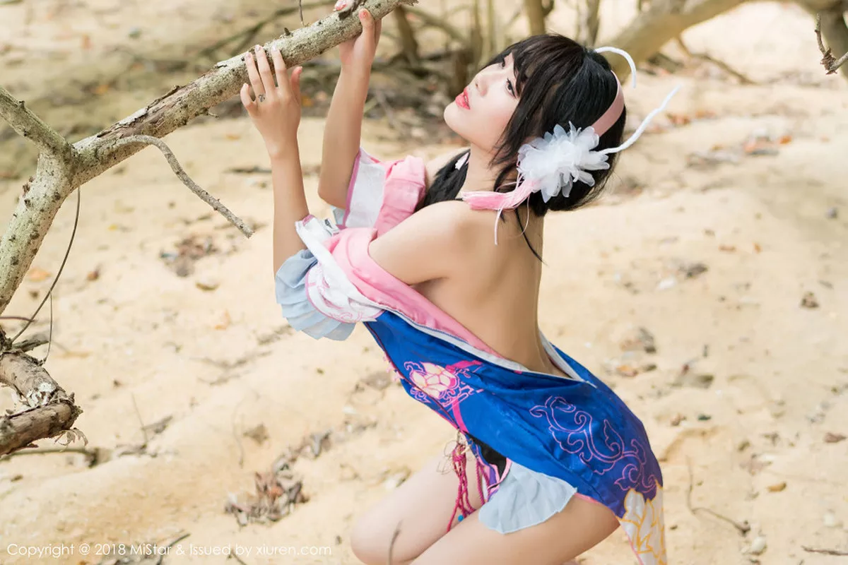 秀人集.com_[MiStar魅妍社]Vol.215_女神兜豆靓Youlina甲米旅拍外拍COS不知火舞热辣诱惑写真50P