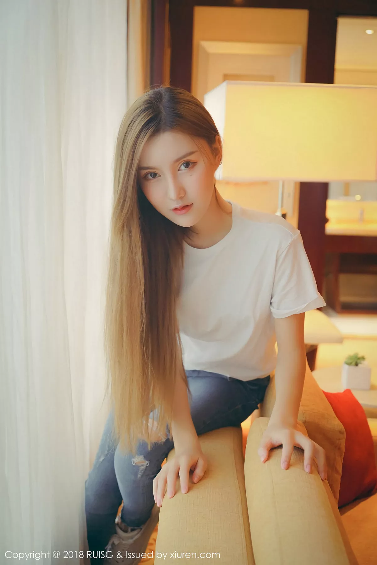 秀人集.com_[RUISG瑞丝馆]Vol.045_清纯小妞M梦baby柔情私房发布居家甜美迷人清爽写真40P