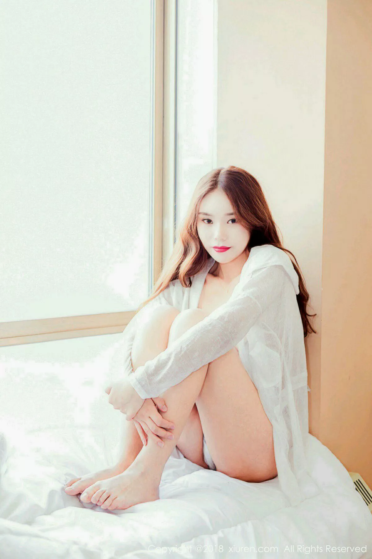 秀人集.com_[XiuRen秀人网]No.972_新人妹子小曼miki居家真空白衬衣半脱秀豪乳露点火辣诱惑写真60P