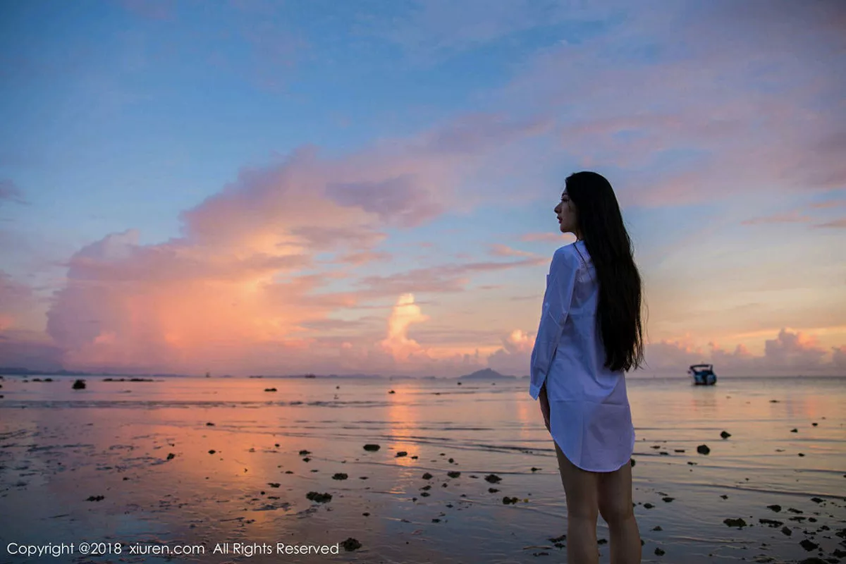 秀人集.com_[XiuRen秀人网]No.962_嫩模小热巴甲米旅拍性感白衬衫配蕾丝内衣妩媚诱惑写真43P