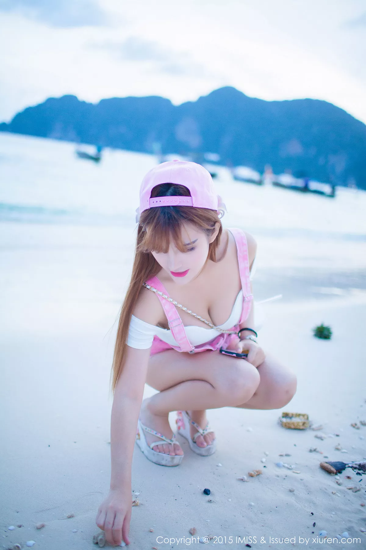 秀人集.com_[IMISS爱蜜社]Vol.039_嫩模LalaBaby啦啦普吉岛旅拍粉红齐逼牛仔短裤写真55P