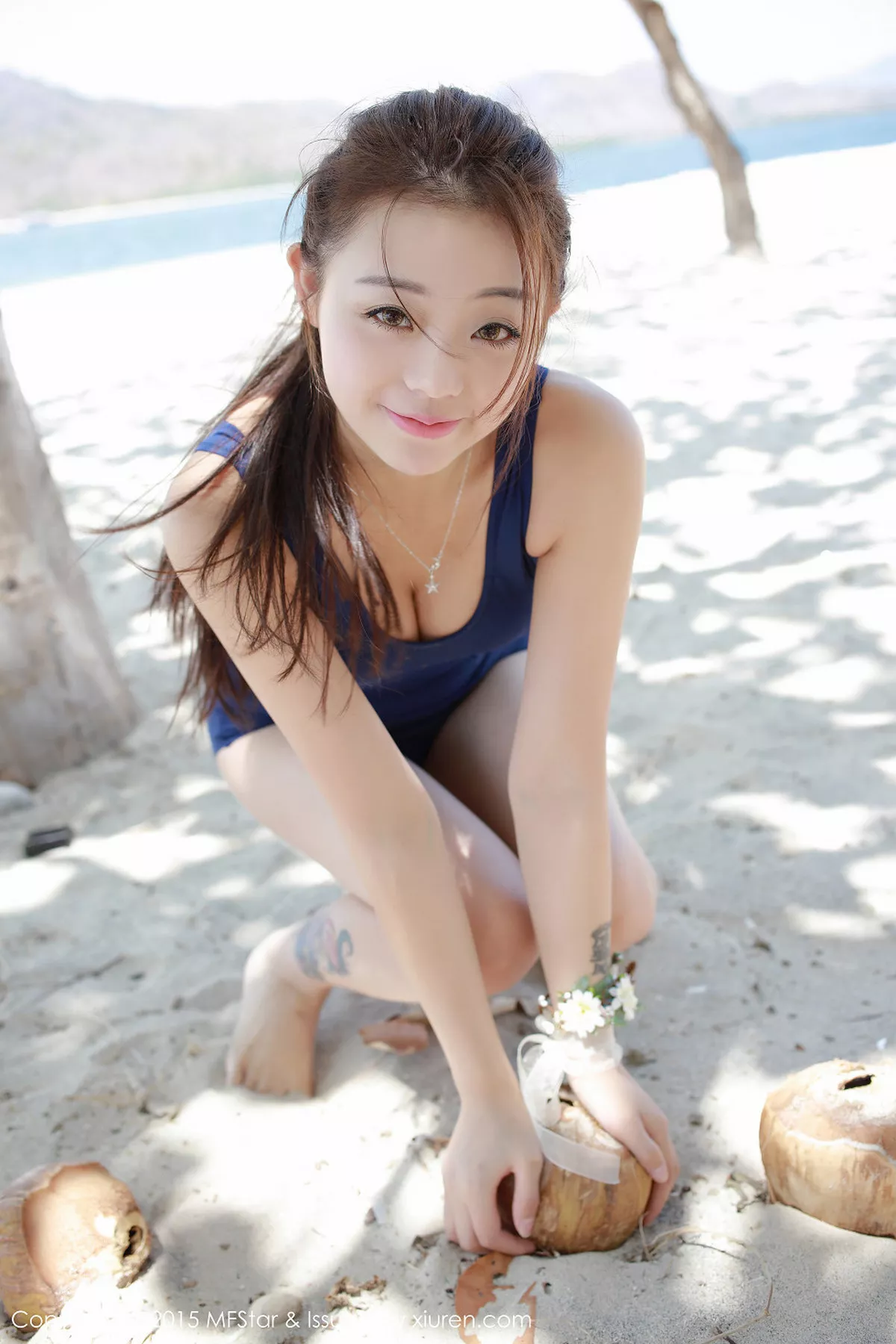 秀人集.com_[MFStar模范学院]Vol.023_嫩模佘贝拉bella龙目岛旅拍蕾丝睡裙半露酥胸写真56P