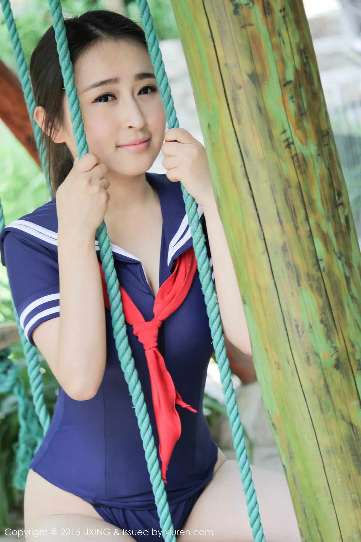 秀人集.com_[UXING优星馆]Vol.017_嫩模煊煊sunny爱吃棒棒糖的连体泳装妹子性感写真50P