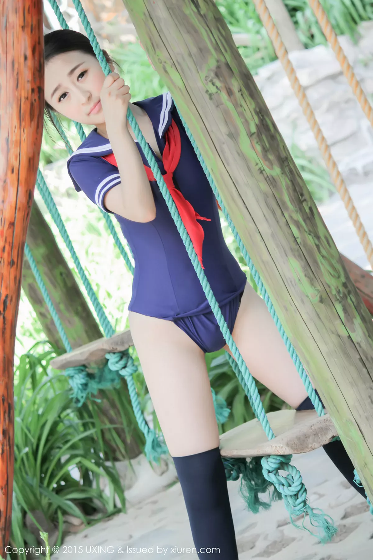 秀人集.com_[UXING优星馆]Vol.017_嫩模煊煊sunny爱吃棒棒糖的连体泳装妹子性感写真50P