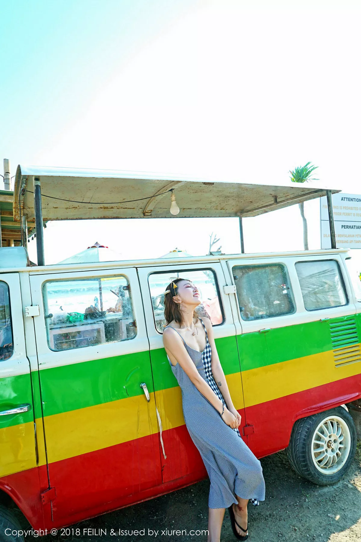 秀人集.com_[FeiLin嗲囡囡]Vol.142_嫩模冯木木LRIS班塔延岛旅拍海边清新吊带连身裙写真46P