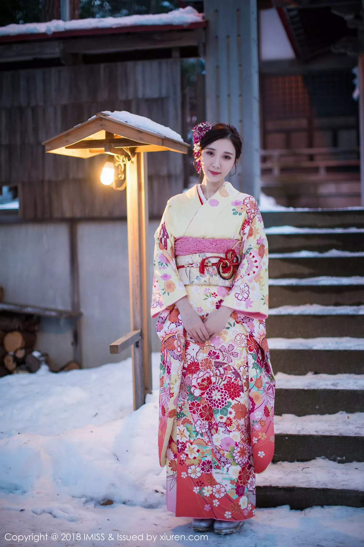 秀人集.com_[IMISS爱蜜社]Vol.242_嫩模淼淼萌萌哒北海道旅拍白色高叉连体内衣爆乳诱惑写真34P