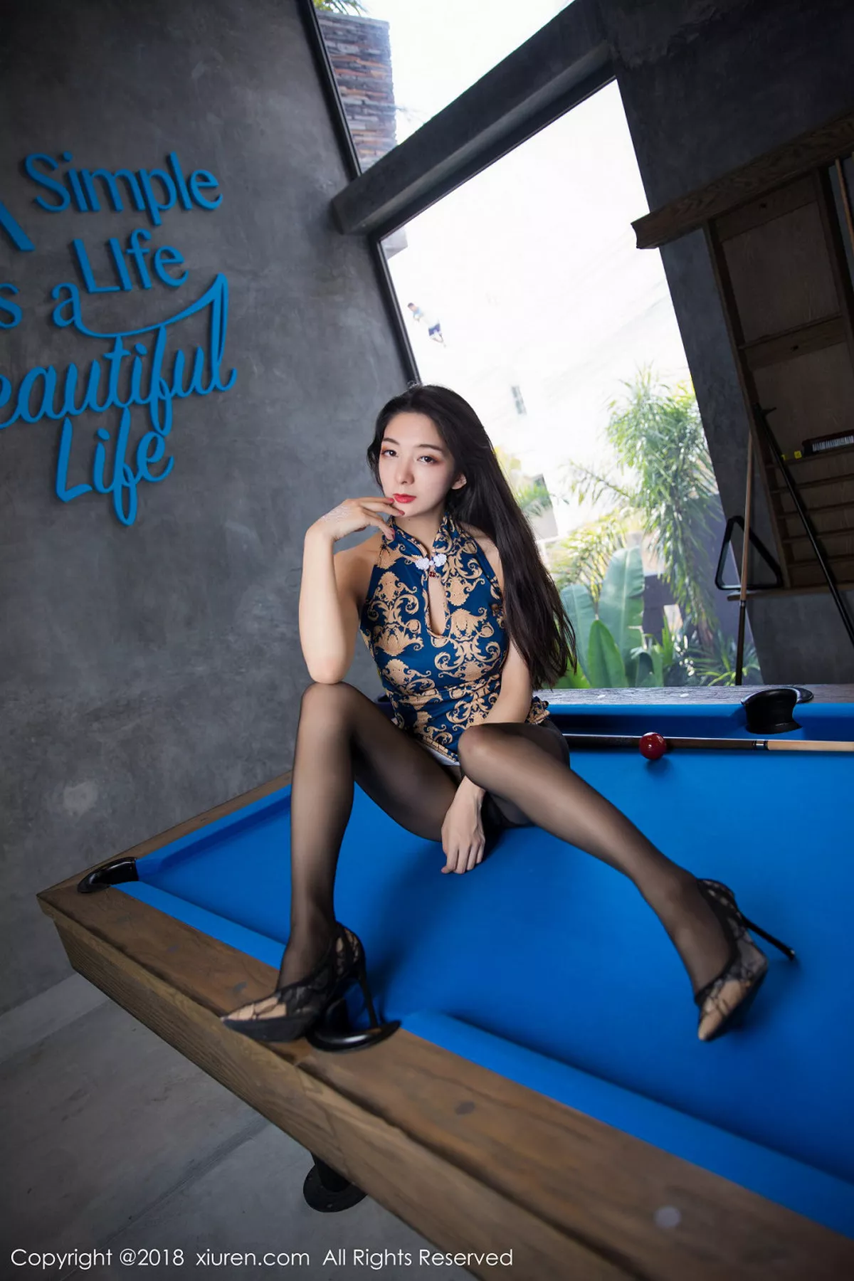 秀人集.com_[XiuRen秀人网]No.1131_女神小热巴普吉岛旅拍私房小旗袍配无内黑丝裤袜极致诱惑写真55P