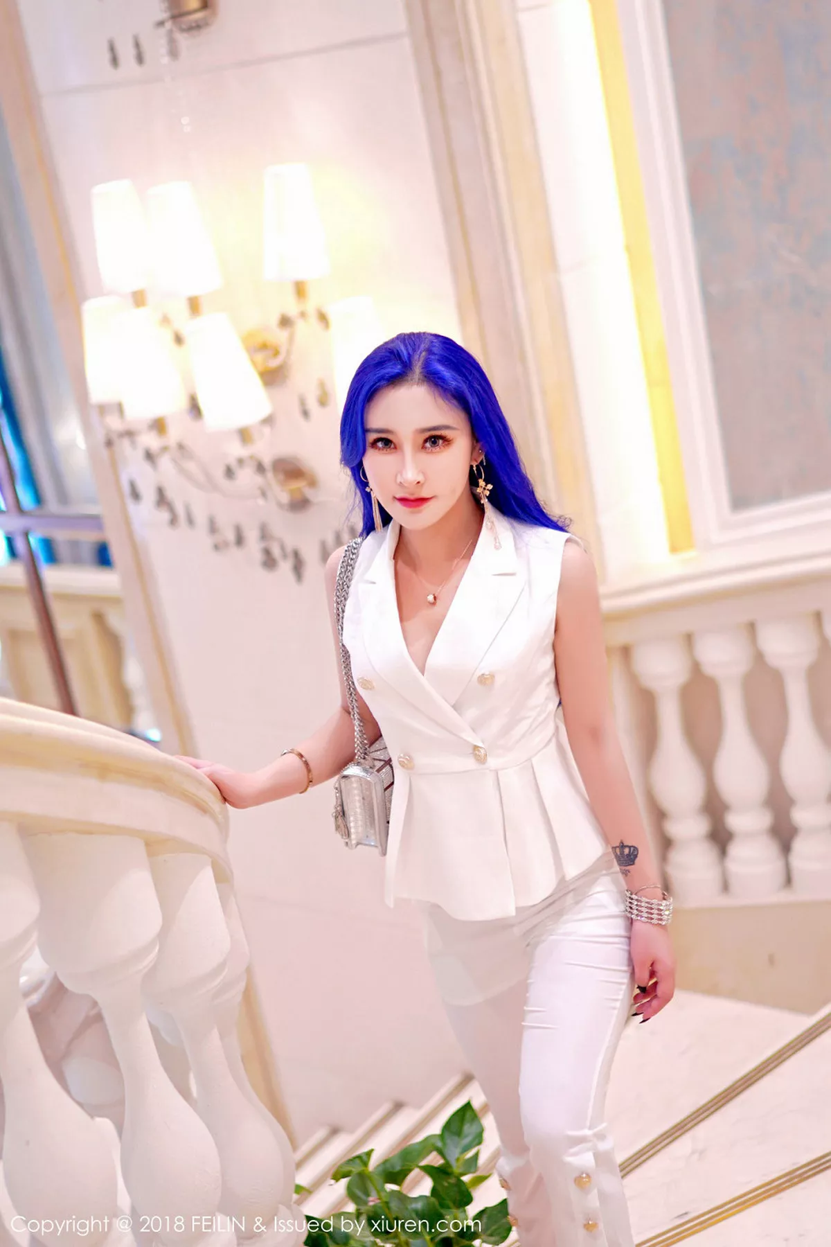 秀人集.com_[FeiLin嗲囡囡]Vol.159_嫩模喵莫儿居家黑色蕾丝情趣内衣秀完美身材惹火诱惑写真38P