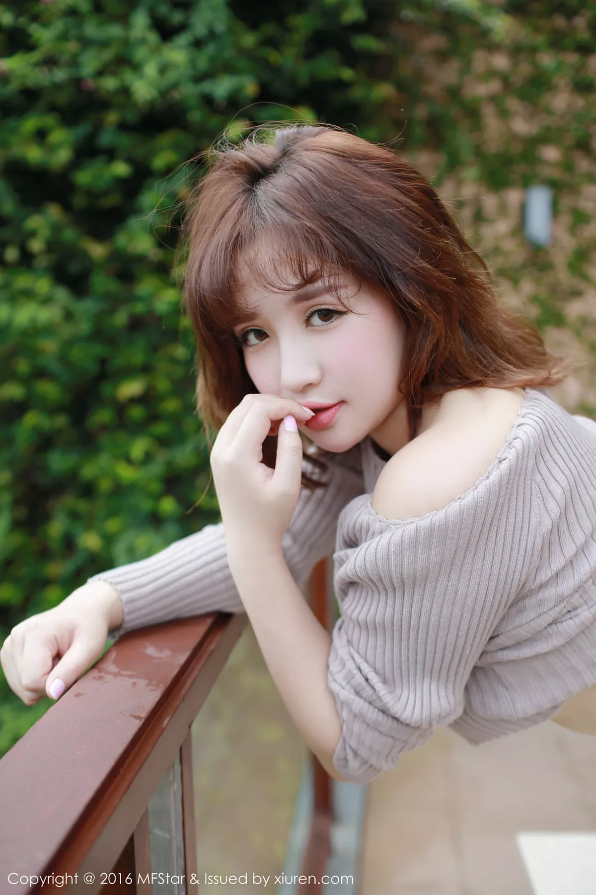 秀人集.com_[MFStar模范学院]Vol.059_嫩模徐cake泰国心愿旅拍性感内衣露半球撩人诱惑50P