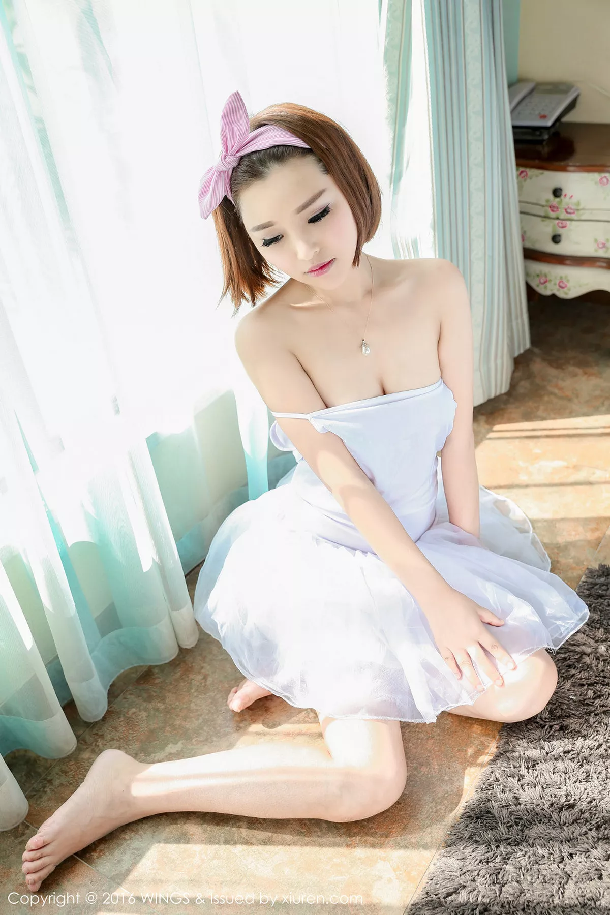 秀人集.com_[WingS影私荟]Vol.016_嫩模吉雅子居家私房性感女仆装傲人美胸纯美迷人写真52P