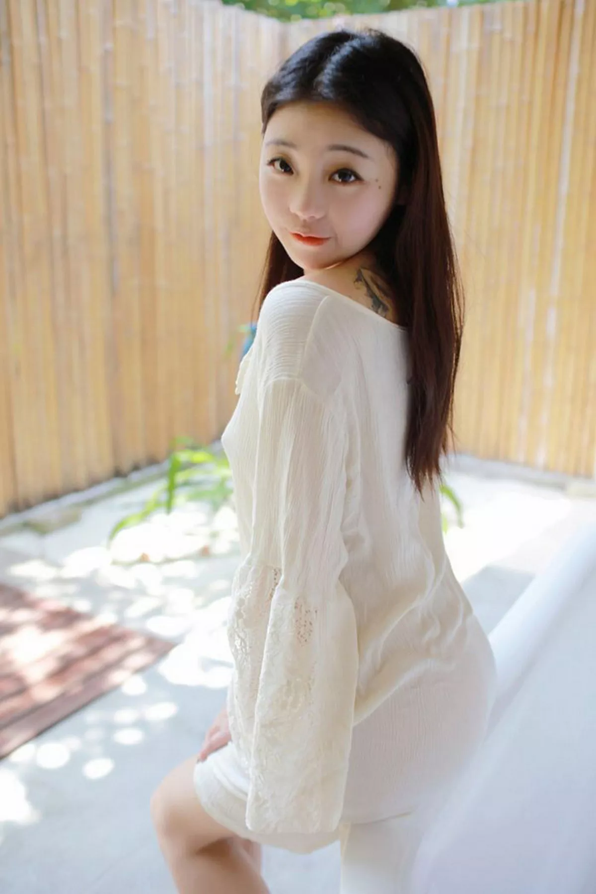 秀人集.com_[MFStar模范学院]Vol.072_嫩模佘贝拉bella马尔代夫旅拍浴室里湿身诱惑秀美乳53P