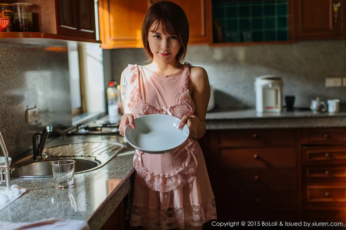 秀人集.com_[BoLoli波萝社]Vol.077_嫩模夏美酱普吉岛旅拍海边学生制服湿身诱惑写真46P