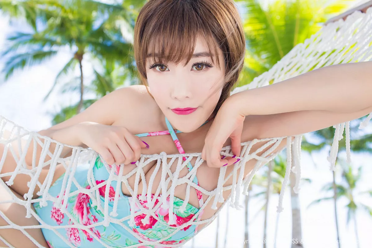 秀人集.com_[IMISS爱蜜社]Vol.055_嫩模程小烦不烦薄荷岛旅拍牛仔吊带裙秀美胸写真53P